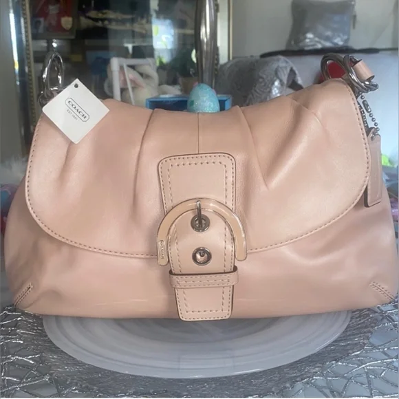 COACH PEACHY PEARL shoulder bag! NWT - Picture 1 of 15